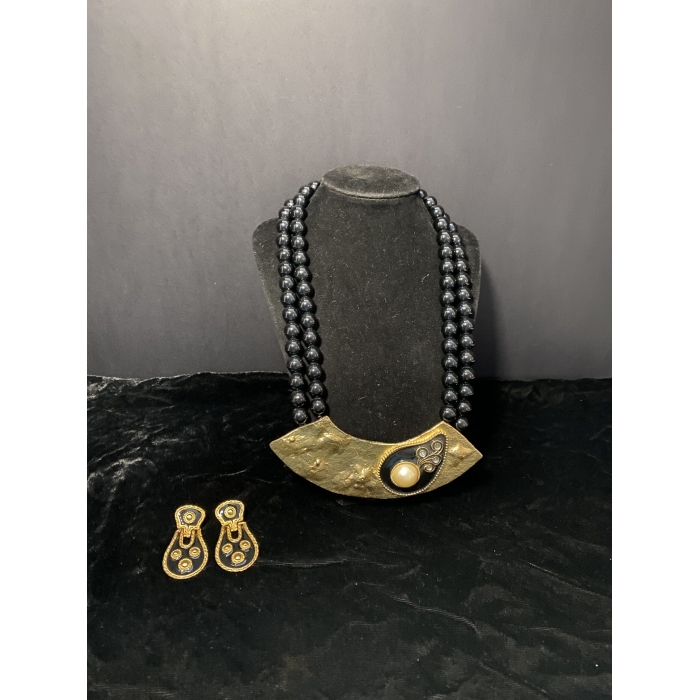 Black & Gold Statement Choker Necklace Faux Pearl & Clear Rhinestones & Earrings - Image 3