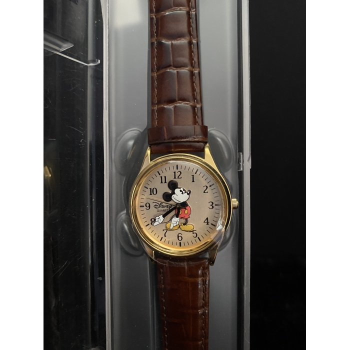 Disney Time Works Vintage Disney Gold Tone Quartz Mickey Mouse Men's Watch With Leather Band (A9) - Image 5