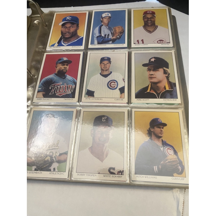 Large Binder 1990 Score Baseball Cards