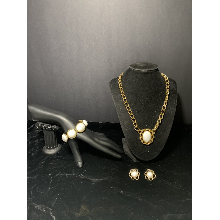 Monet Gold Tone Necklace, Bracelet, and Earrings - Image 3