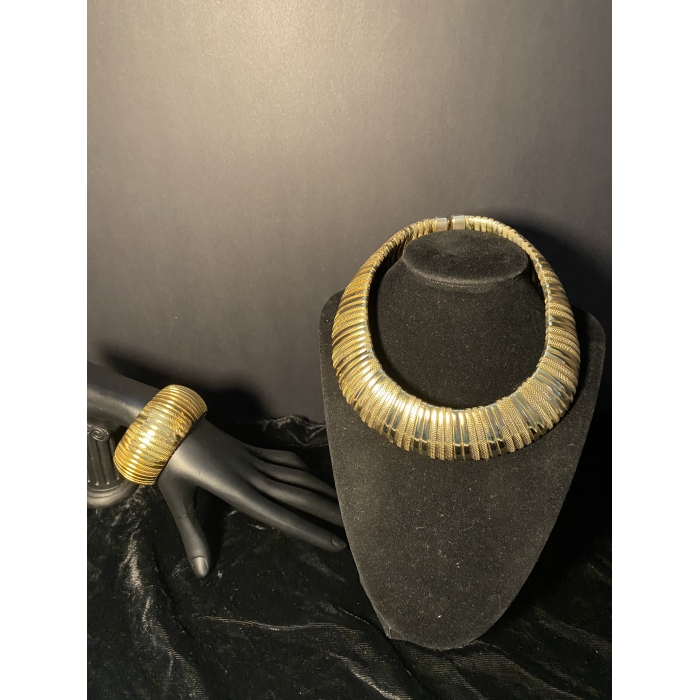 Retro Gold Tone Cleopatra Choker And Wrist Cuff Bracelet