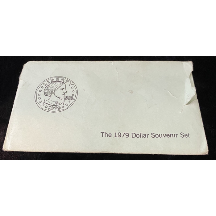 1979 Susan B. Anthony P, D & S Clad US Dollar Souvenir Set - Green Envelope from Us Mint - Image 3