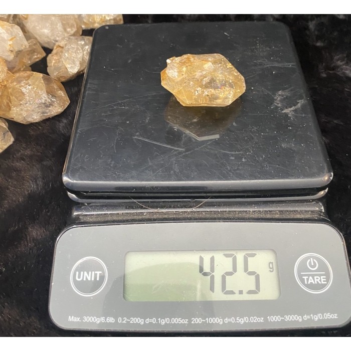 Box Filled with Herkimer Diamonds For Sale- Excavated by hand in the 1960's - Image 6