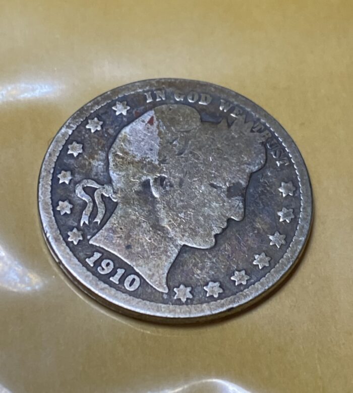 1910 Barber quarter coin close-up image