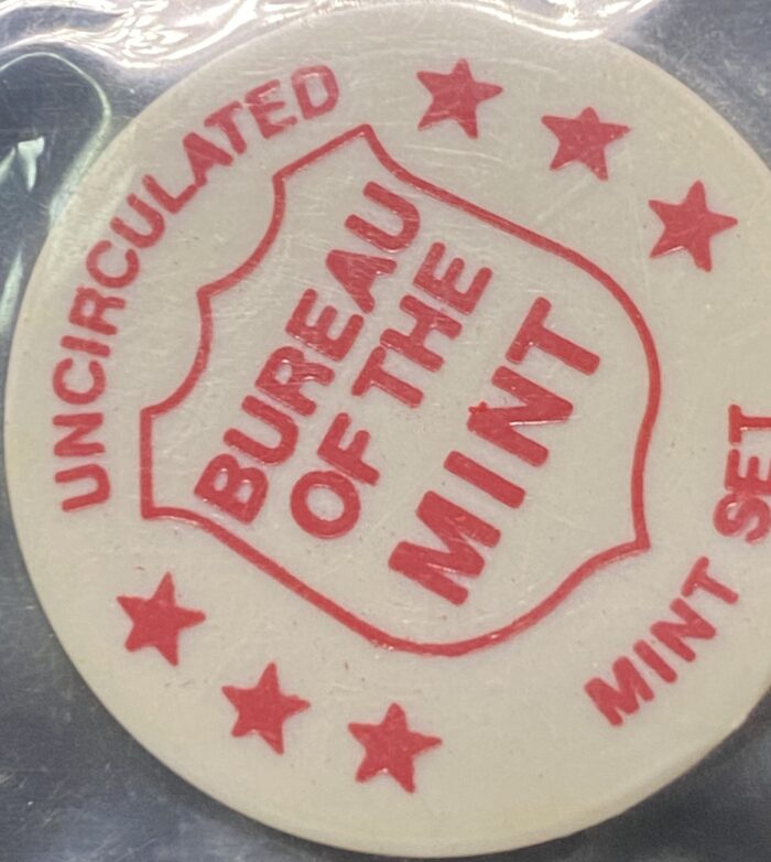 Bureau of the Mint uncirculated mint set badge.